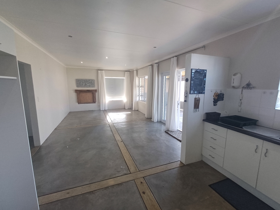 To Let 2 Bedroom Property for Rent in Oceanview Heights Western Cape